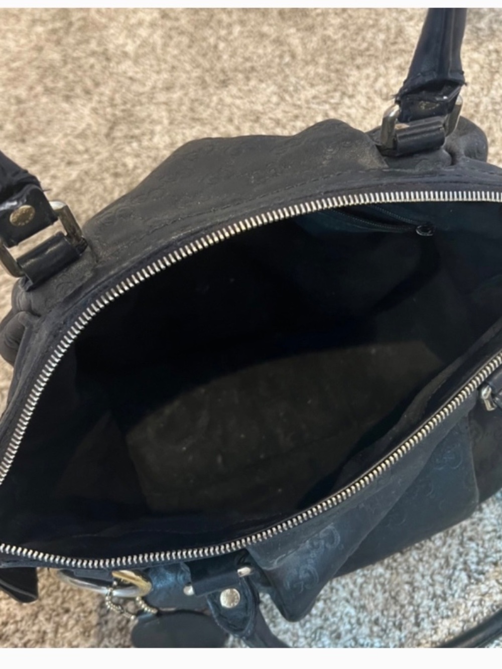 ✨ Gucci Black Guccissima Leather Tote Bag ✨ - Picture 4 of 5